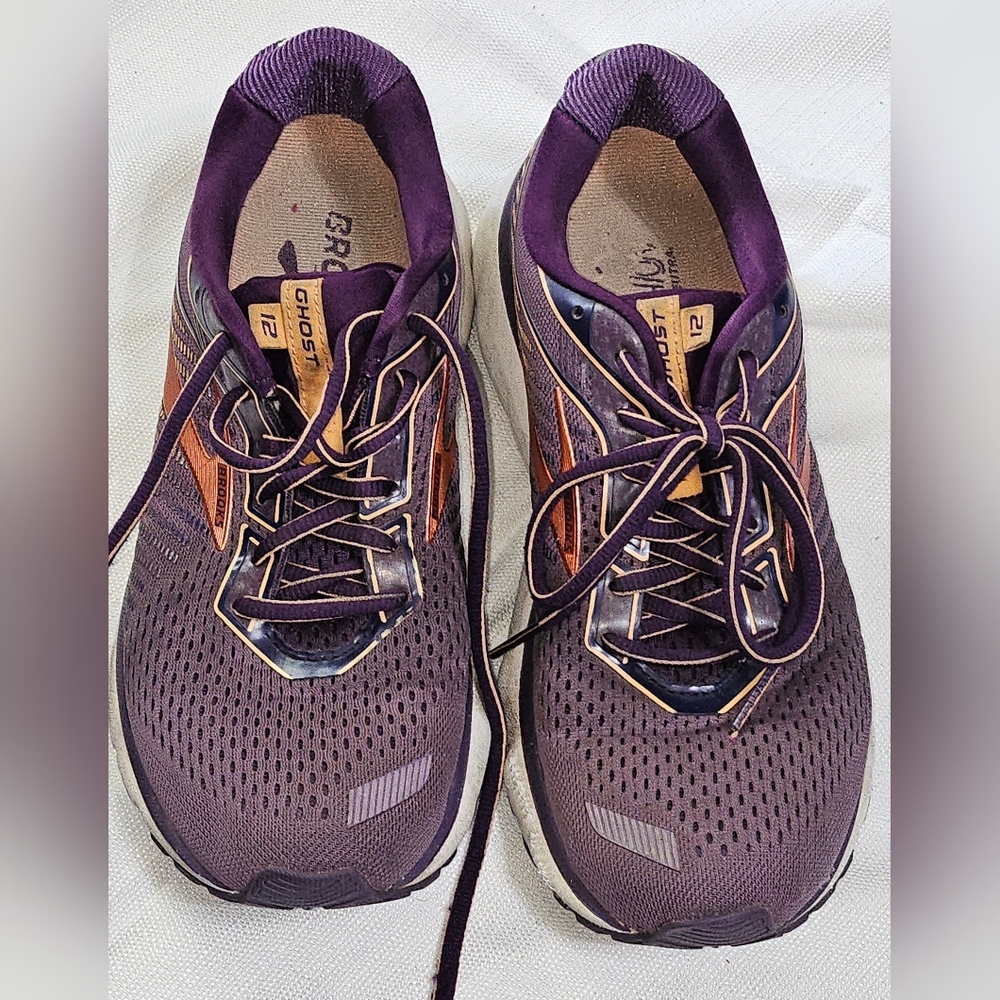 Brooks Ghost 12 Running Shoes PURPLE ORANGE Women's 9B Medium  Walking Athletic‎